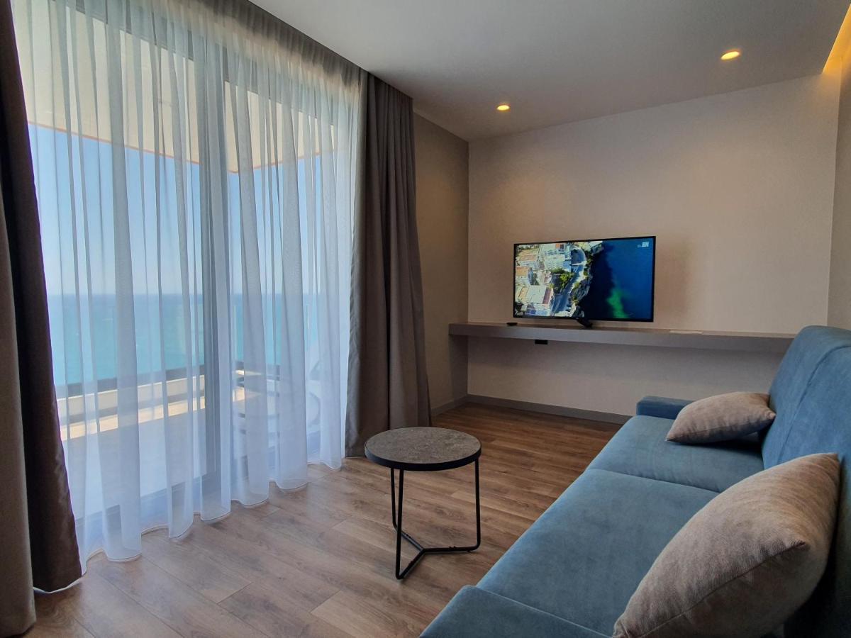 Lookout Apartments Sarandë Buitenkant foto