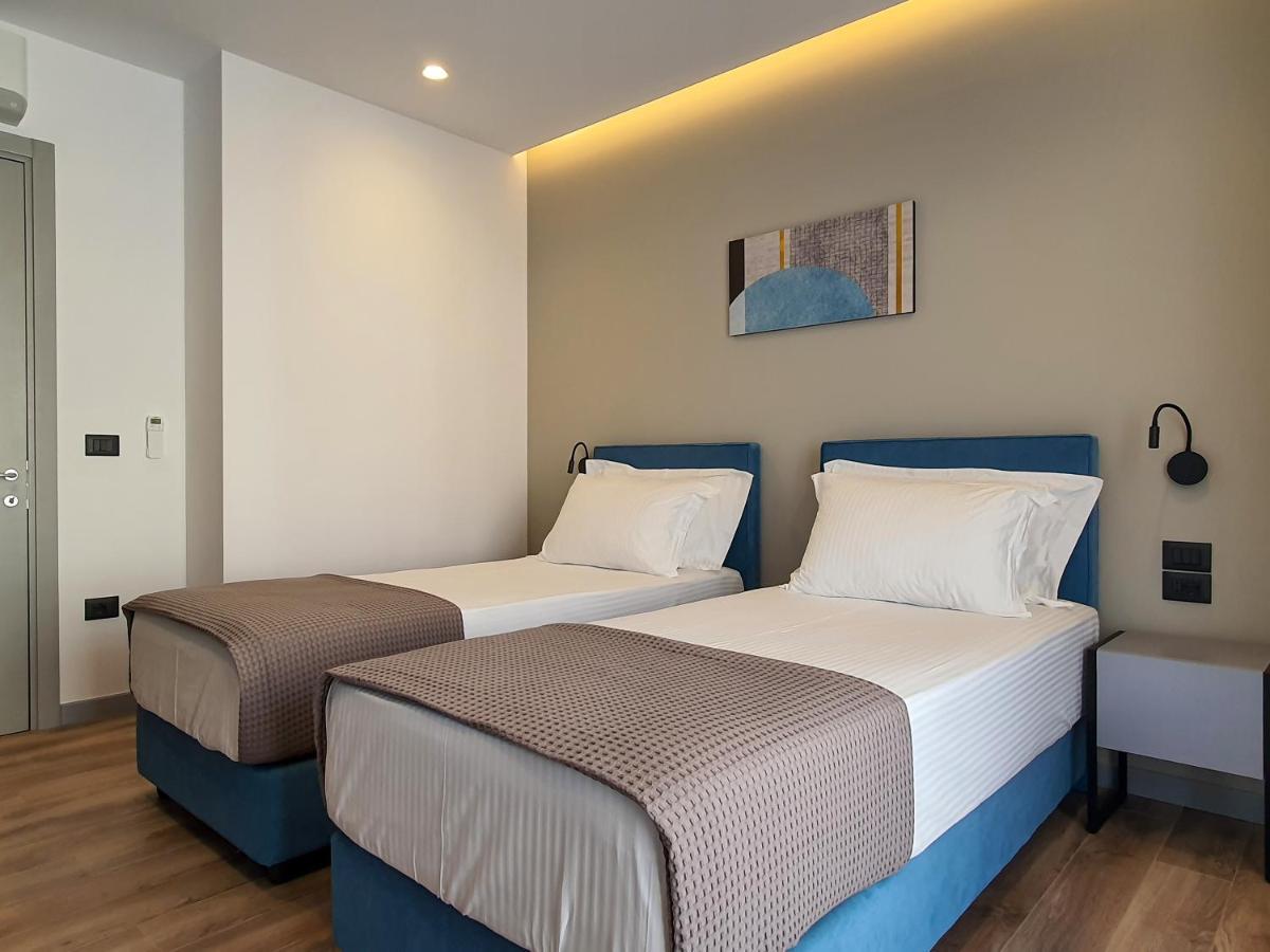Lookout Apartments Sarandë Buitenkant foto