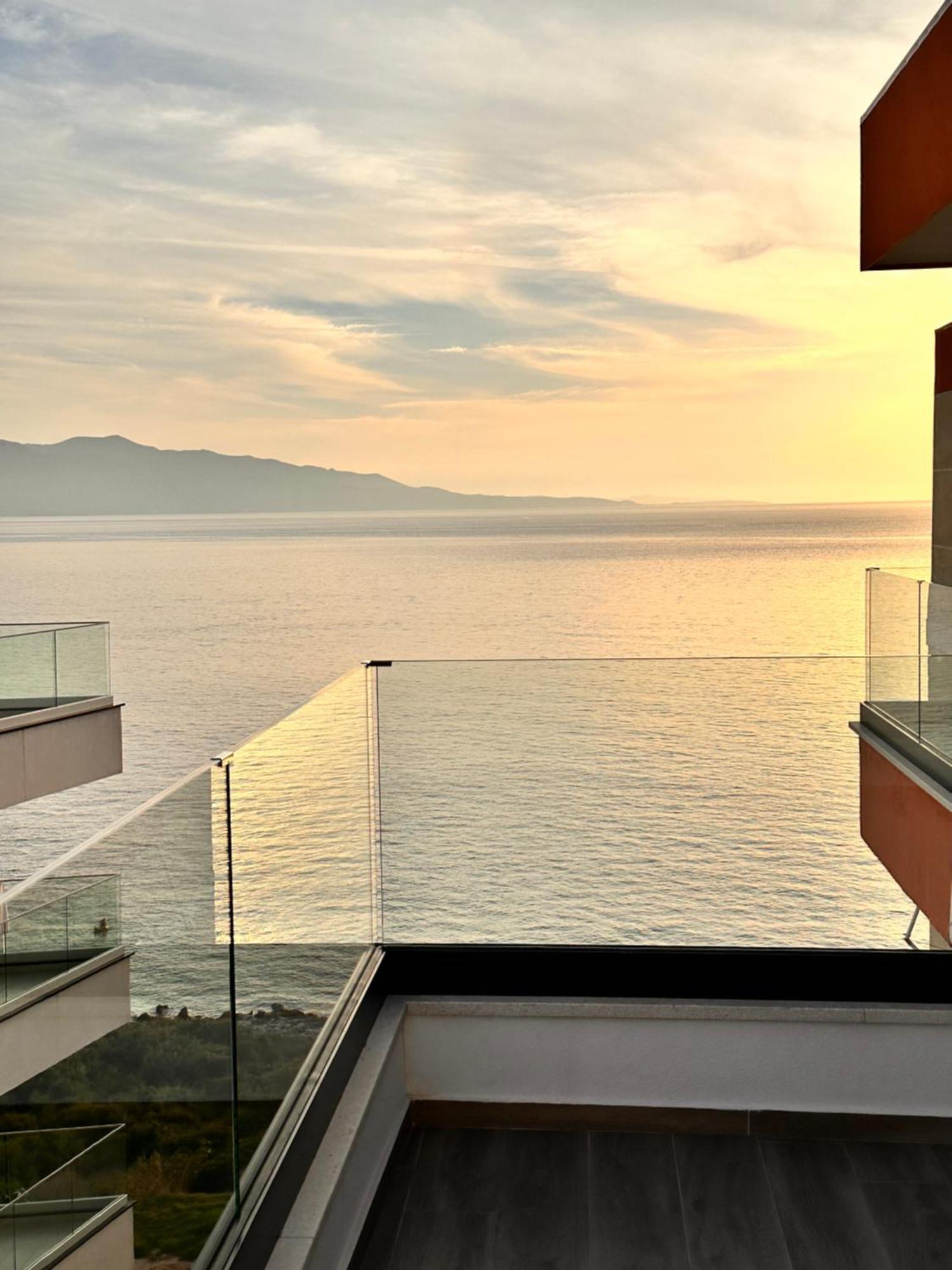 Lookout Apartments Sarandë Buitenkant foto