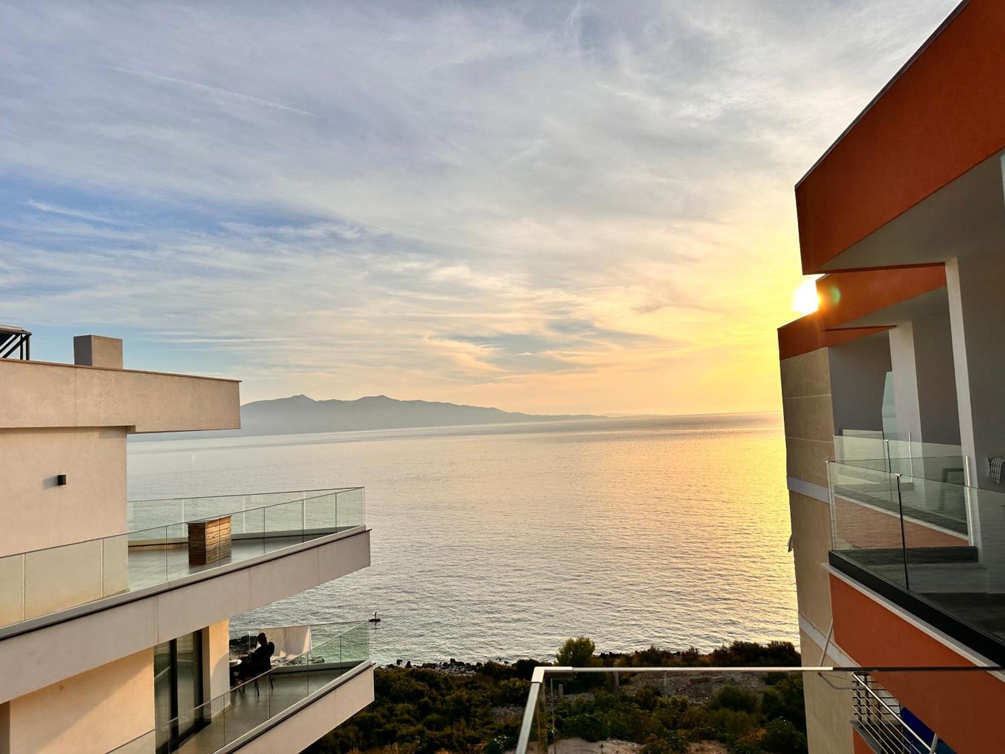 Lookout Apartments Sarandë Buitenkant foto