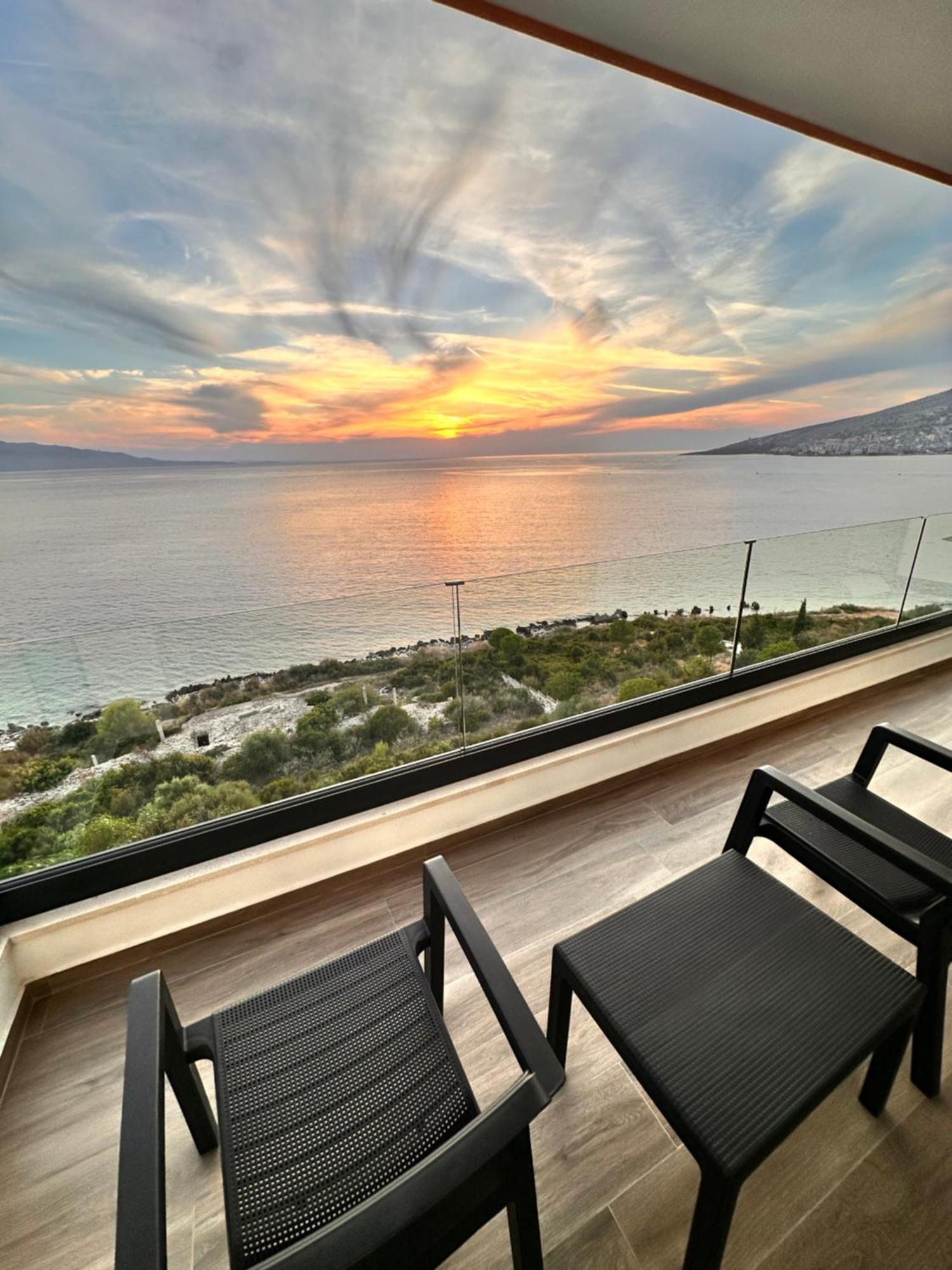 Lookout Apartments Sarandë Buitenkant foto